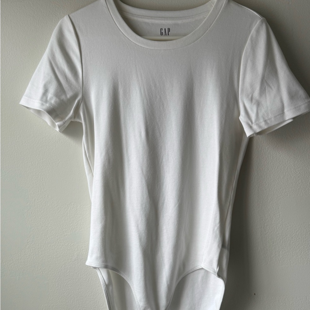 GAP White Short Sleeve Modern Bodysuit